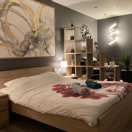 Suite Standing Au Coeur Du Jura Courbouzon  ภายนอก รูปภาพ